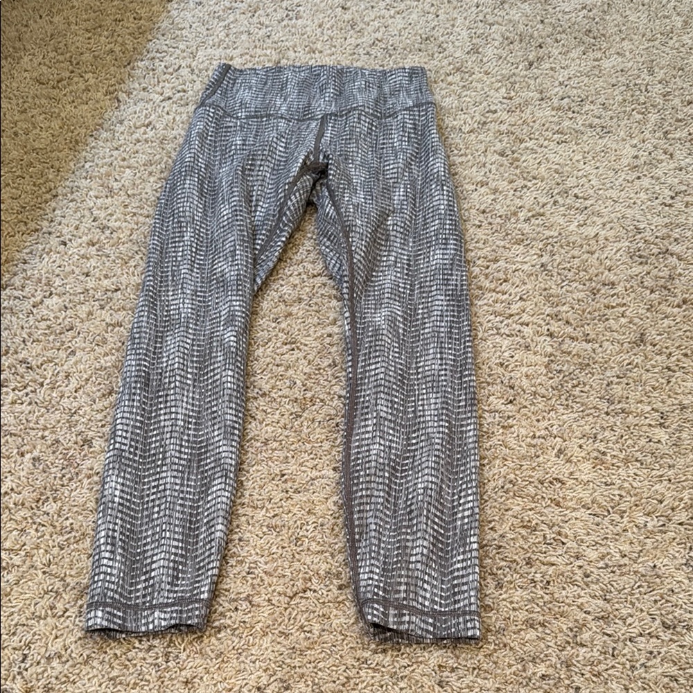 Lululemon Athletica Gray Patterned Leggings